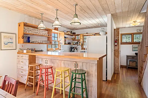 24 Jacqueline Dr Photo 1