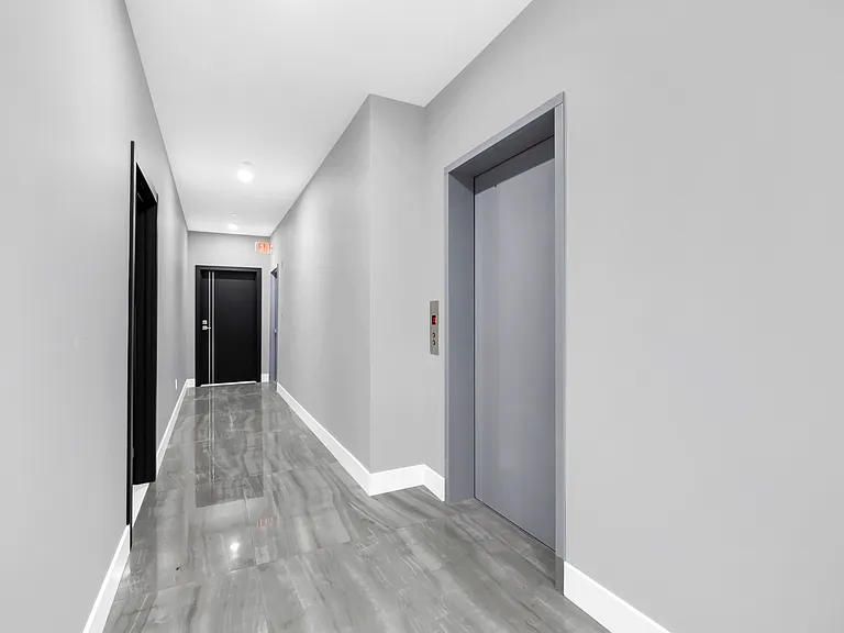 533 Greenwich St #3D — Photo 3