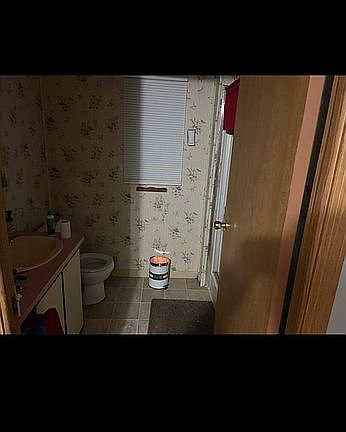 4th image of 61 Waterview Pkwy