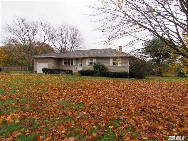 1st image of 89 N Paquatuck Ave