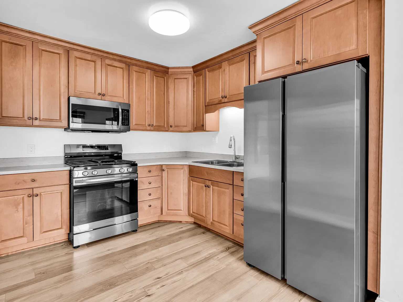 3120 Geronimo Ave — Photo 4