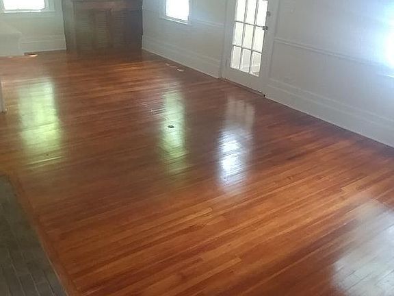 Living room with Fireplace