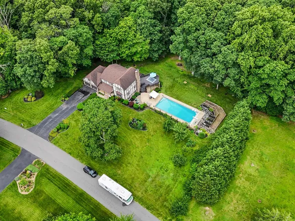 1545 Stoneleigh Ct, Huntingtown, MD 20639