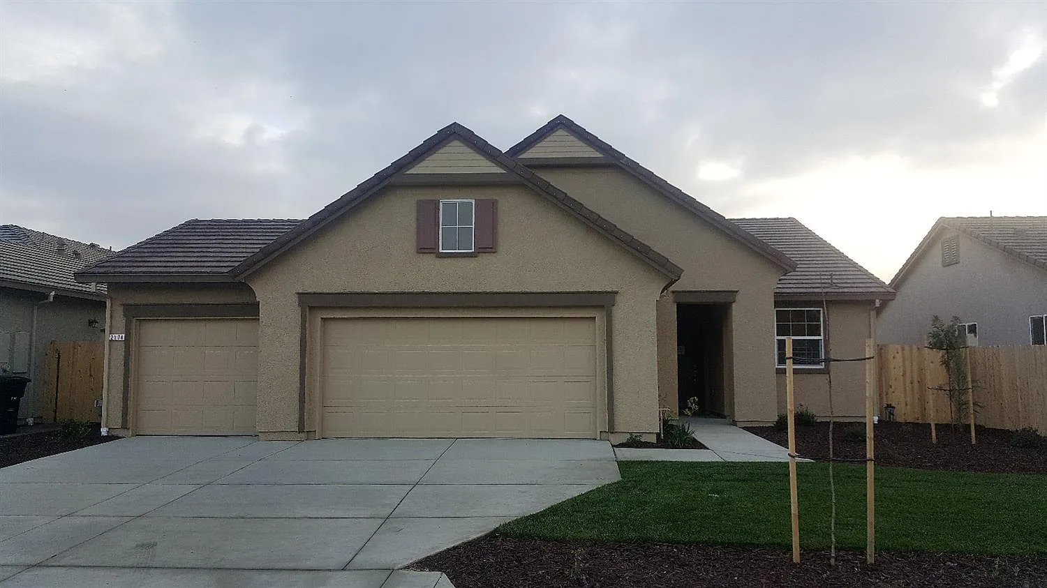 2174 Kishi Dr photo 1