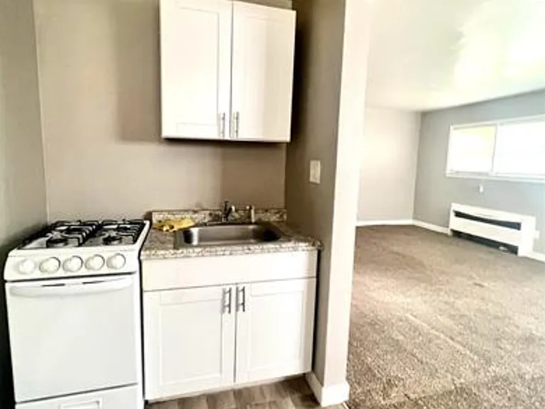 14934 Tireman St #AVENUE6 — Photo 3