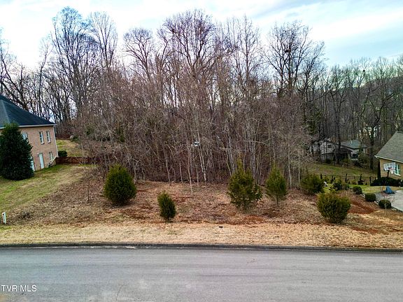 3rd image of 160 Sugarcane Ln