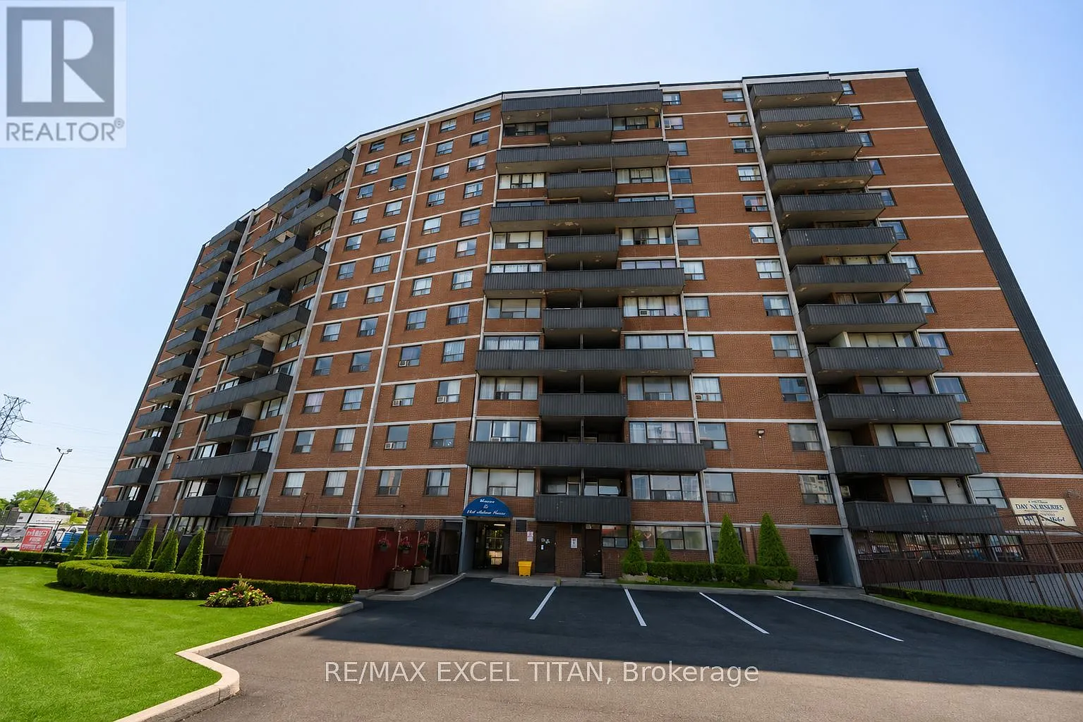 2 bed, $2,150 — Photo 1