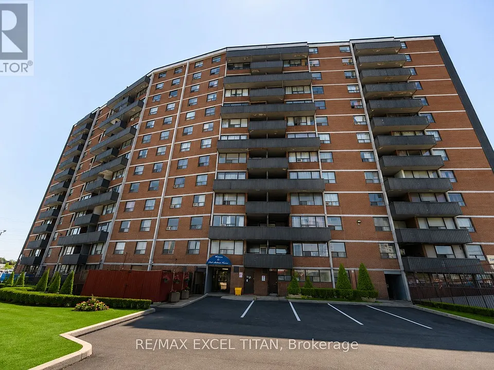1385 Midland Ave #1202