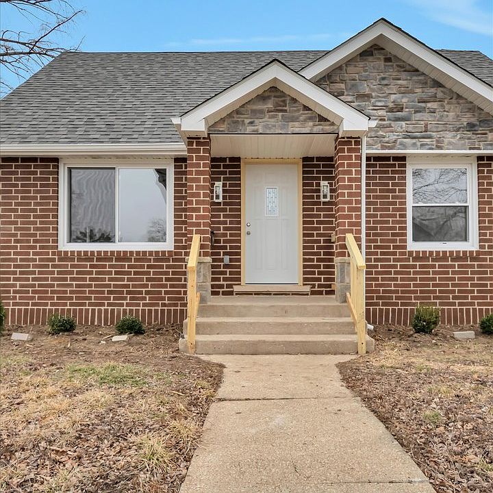 702 S Lincoln Ave, Kankakee, IL 60901 | MLS #12563881 | Zillow