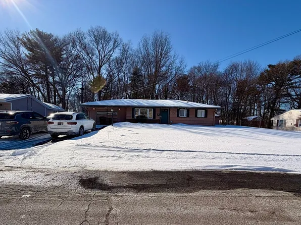 133 Ardsley Cir, Brockton, MA 02302