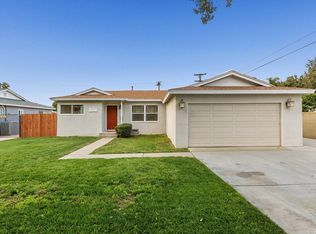 10027 Primrose Dr, Riverside, CA 92503