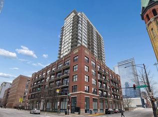210 S Des Plaines St #602, Chicago, IL 60607