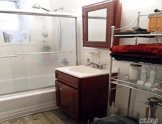 Sold by Merit Group & Associates | media 3