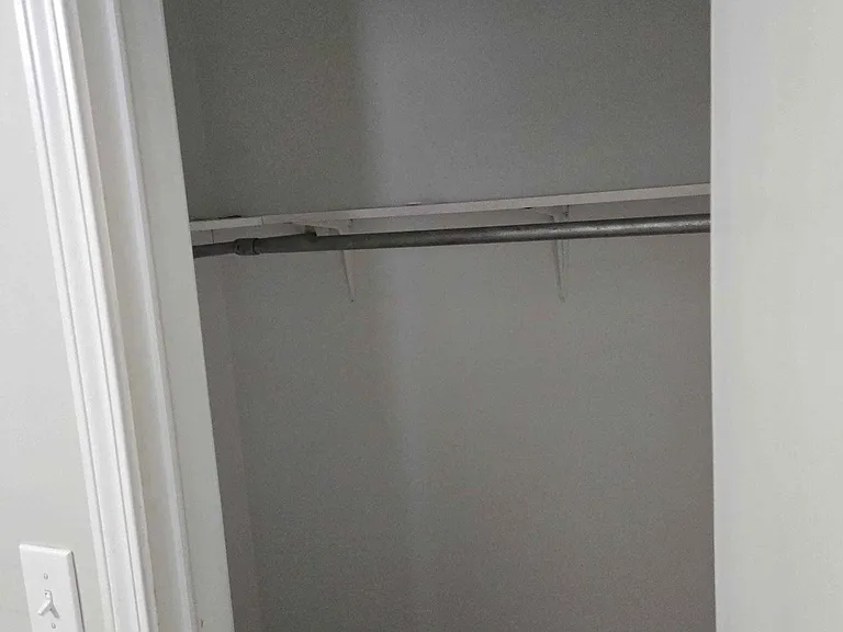 4747 Glenwhite Dr #2 — Photo 4