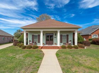 5338 Southlake Dr, Pace, FL 32571