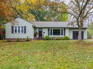 621 Edgewood Ave, Rochester, NY 14618