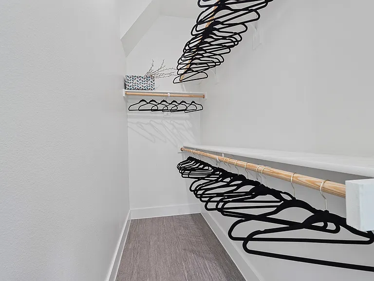 Closet Closet