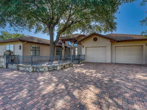 131 Florentine, Horseshoe Bay, TX 78657