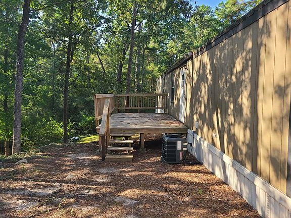 3rd image of 190 Michaels Ln