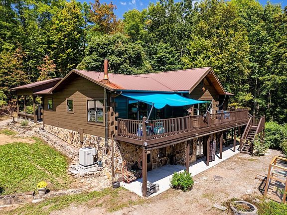 2nd image of 575 Ironsburg Rd