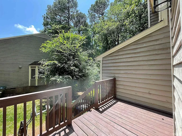 3205 Warwick Dr — Photo 16