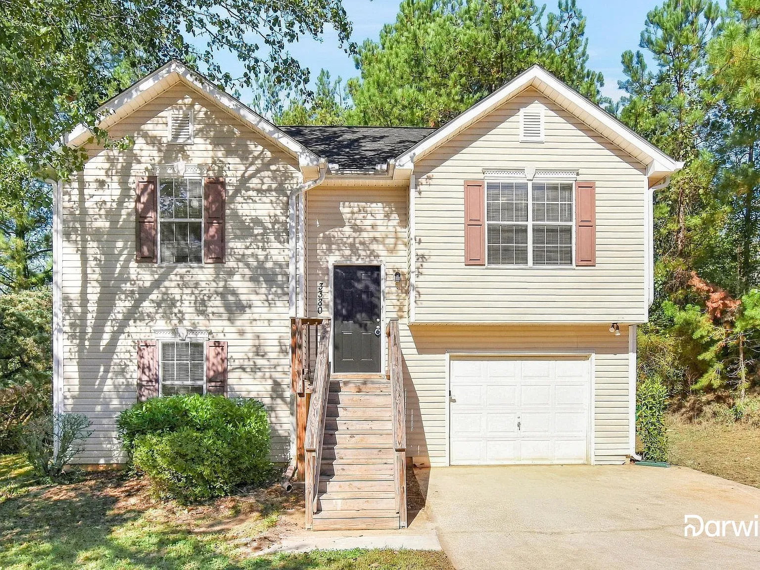 3 bed, 2.0 bath, 1443 sqft, $1,875 — Photo 1