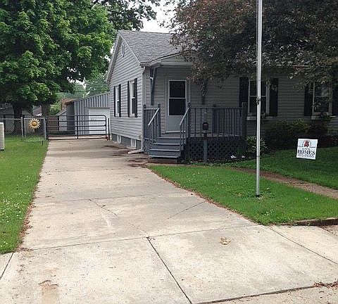 4th image of 1751 E Columbia St