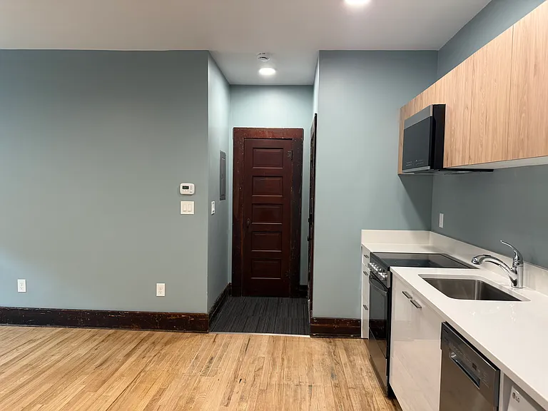 2313 Central Ave #7 — Photo 7