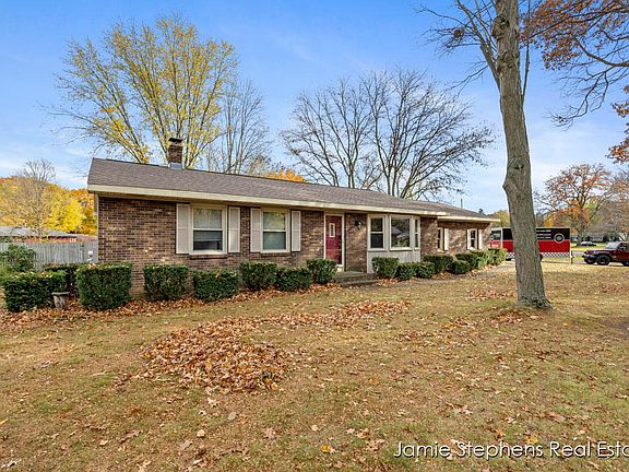 2nd image of 4109 Crestlane Dr