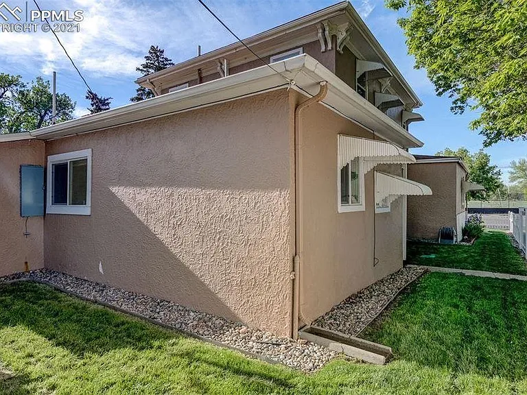 502 E Boulder St — Photo 13