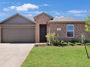 10504 SW 41st St, Yukon, OK 73099