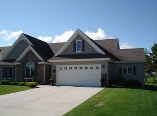687 Lake Forest Cir, Detroit Lakes, MN 56501