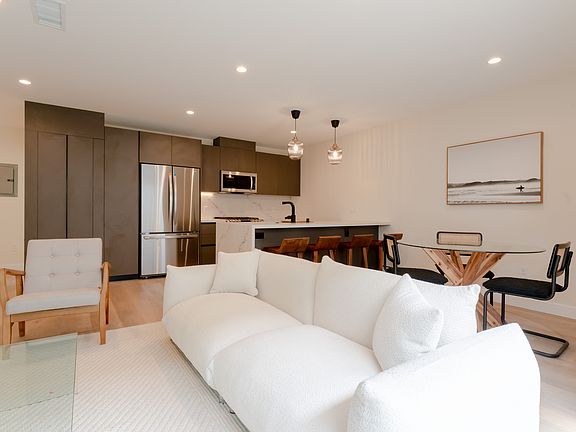 5th image of 842 N Alfred St APT 3