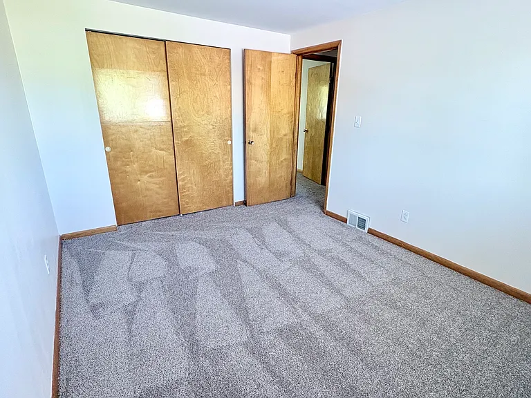 231 Greenmeadow Dr — Photo 15