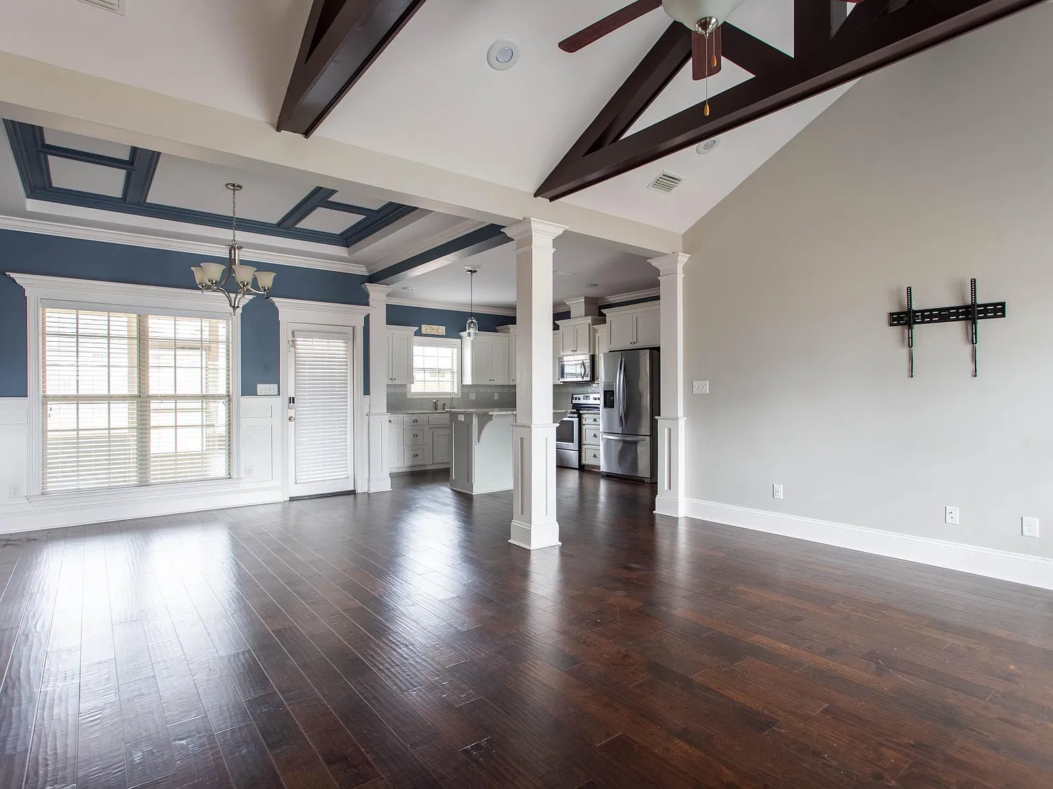 4 bed, 1667 sqft, $2,250 — Photo 4