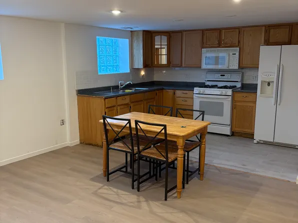 5440 W Giddings St #G, Chicago, IL 60630