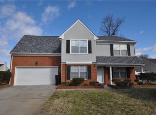 2708 Pendragon Ct, Chesapeake, VA 23323