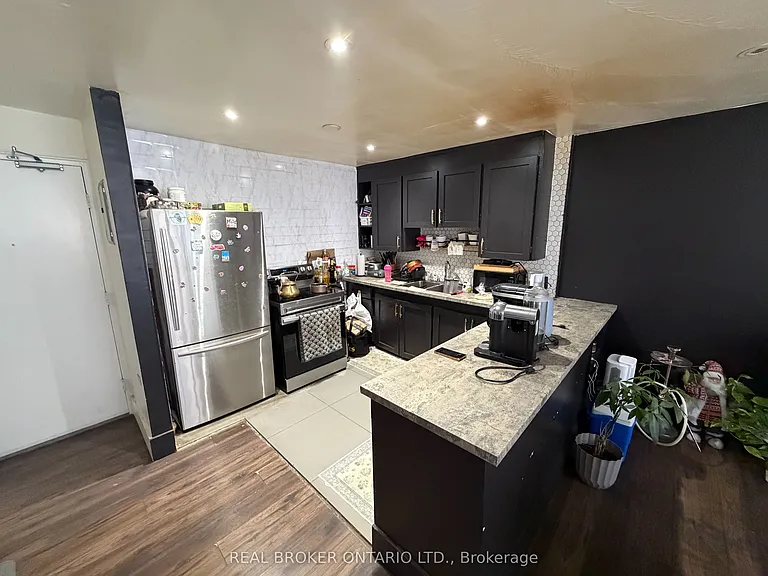 50 Benson Ave #105 — Photo 2
