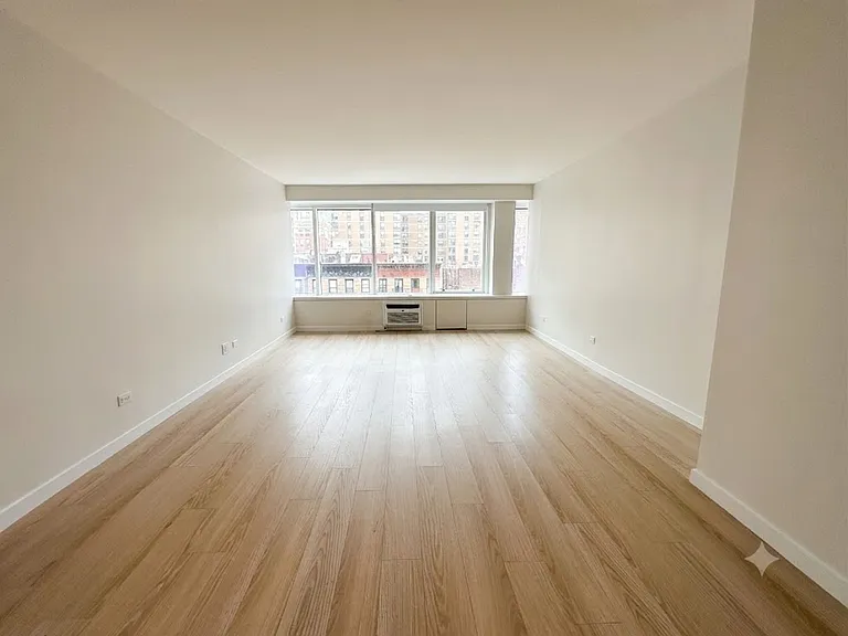 175 W 87th St #7D — Photo 1