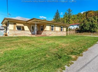 57 Mapleway Rd, Ravenswood, WV 26164