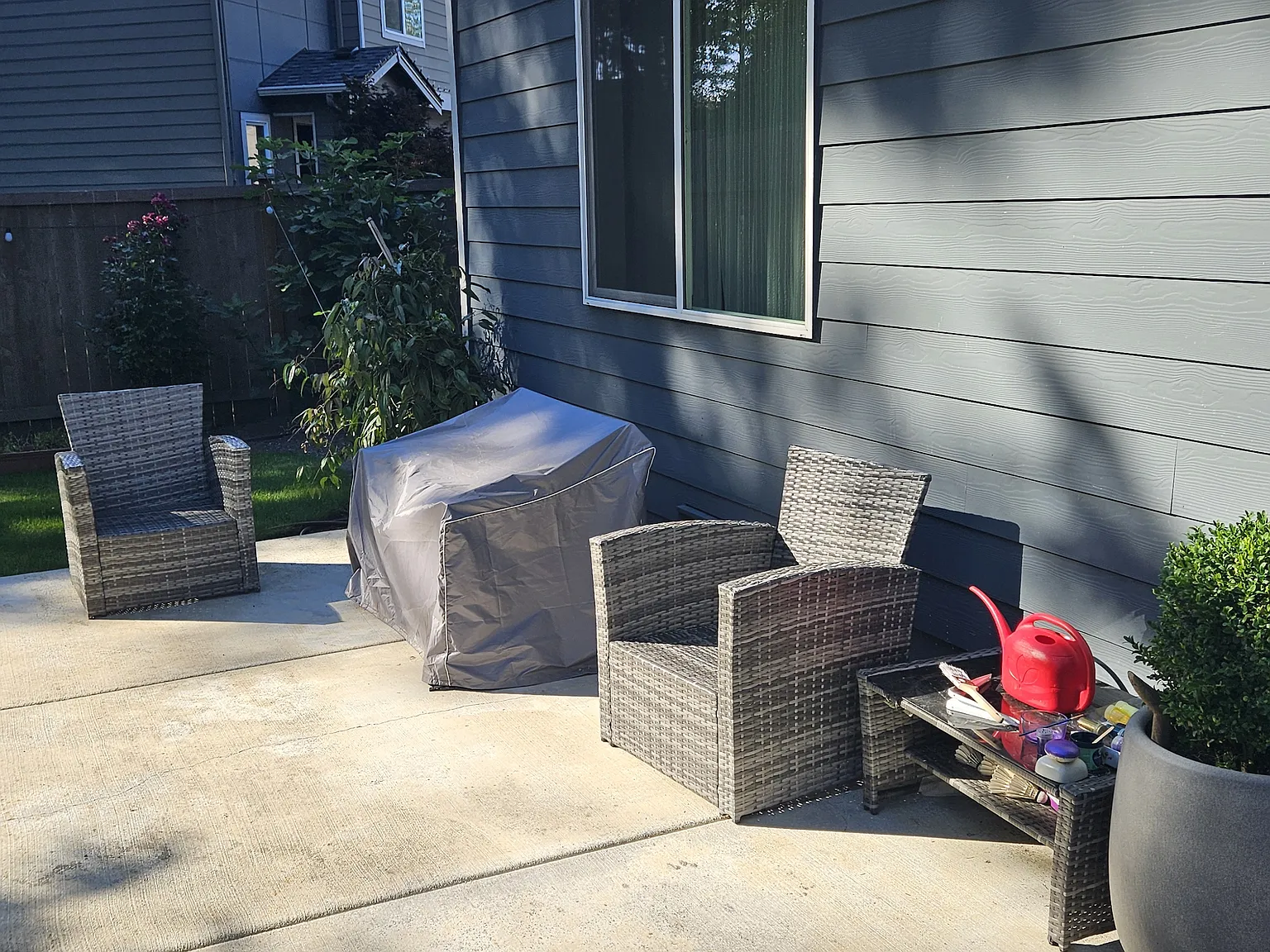 4 bed, 2163 sqft, $3,499 — Photo 3