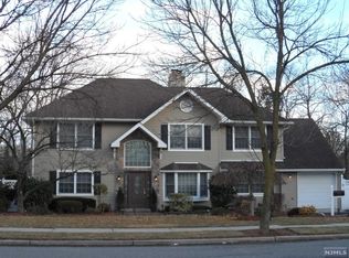 64 Spring Valley Rd, Paramus, NJ 07652