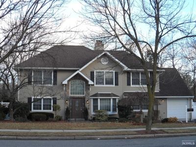 64 Spring Valley Rd, Paramus, NJ, 07652
