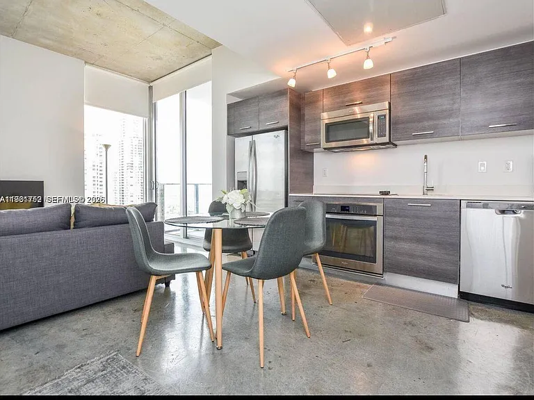 151 SE 1st St #2104 — Photo 13