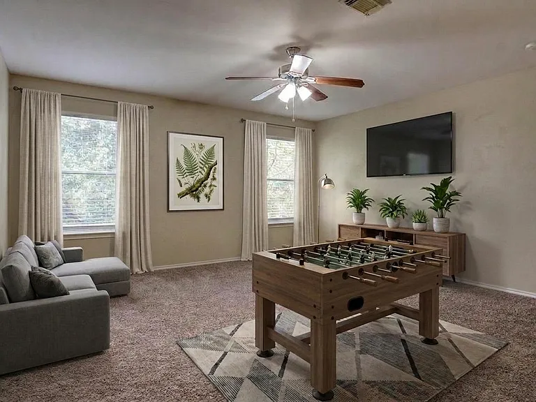Upstairs flex area (game room,play room,TV room)