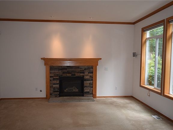 3rd image of 2230 143rd Pl SW