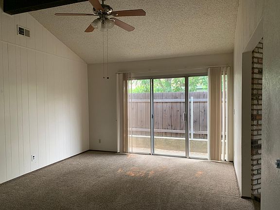 5th image of 9614 Bradhugh Ct