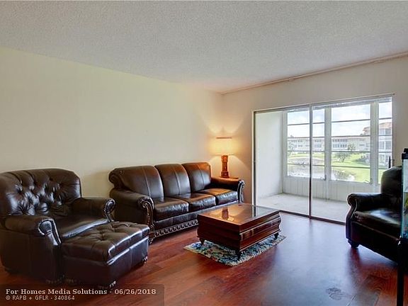 3rd image of 4801 NW 34th St APT 514