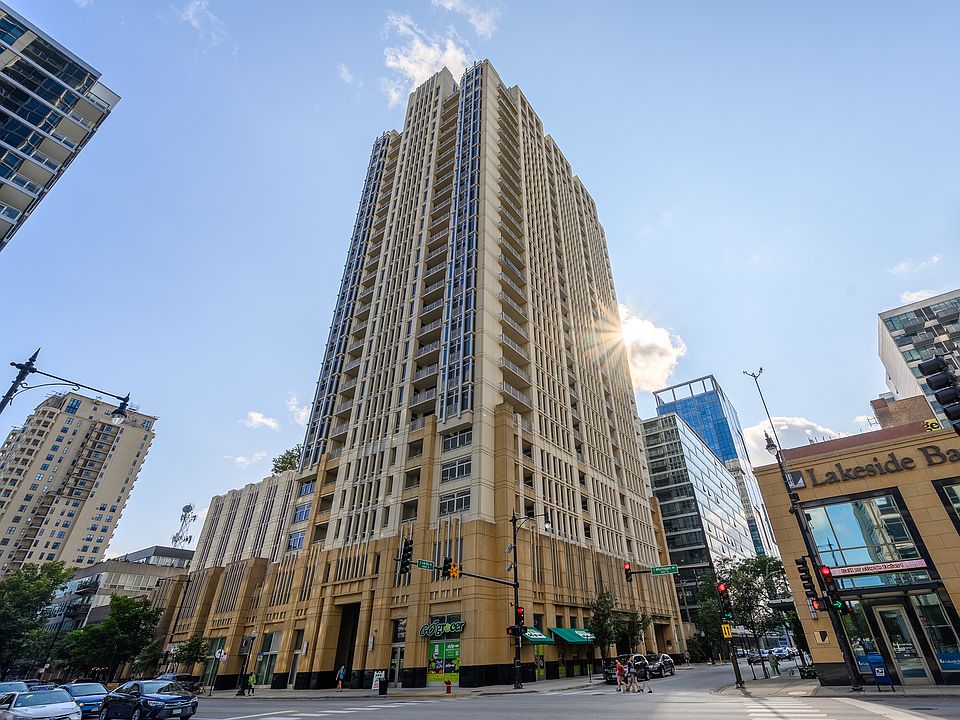 1st image of 1400 S Michigan Ave APT 806