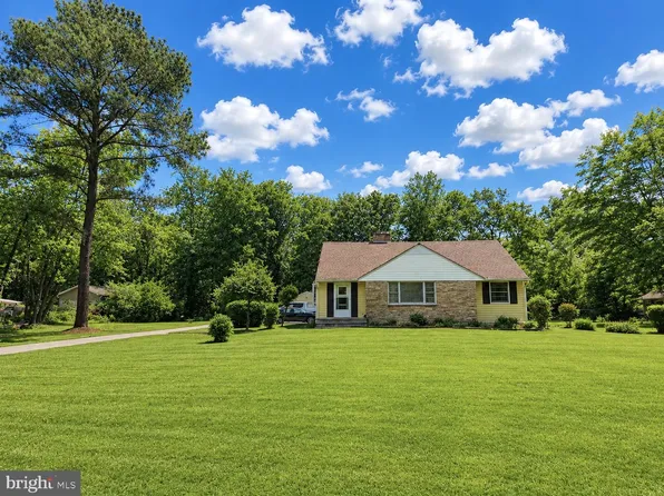 305 Bowleys Quarters Rd, Middle River, MD 21220